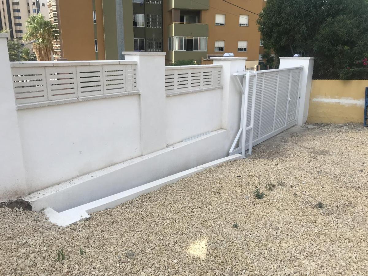 Casa Mya Con Terreno Privado Y Parking Compartido - A 800M De Playa Poniente Villa Benidorm Exterior foto