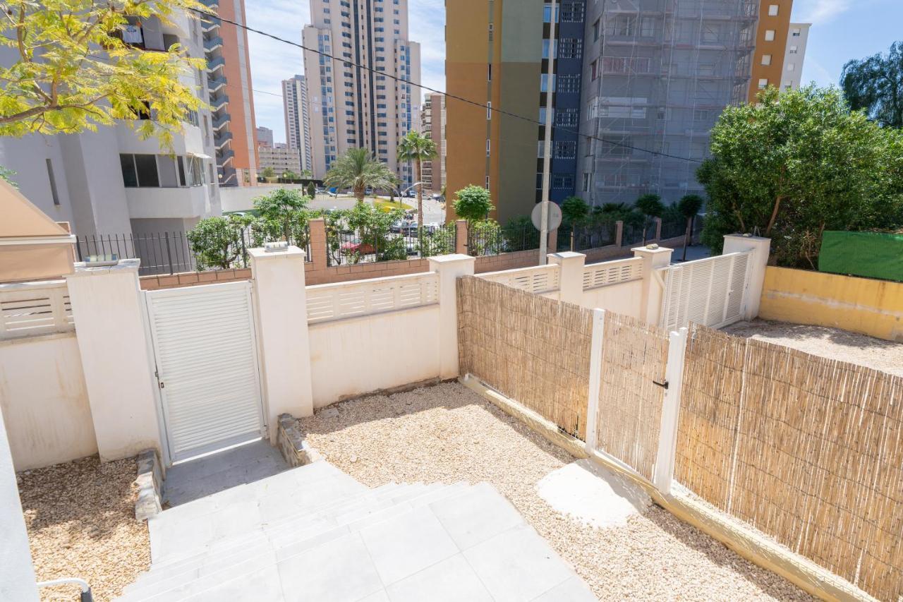 Casa Mya Con Terreno Privado Y Parking Compartido - A 800M De Playa Poniente Villa Benidorm Exterior foto